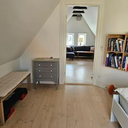 Flot Stort Hus I Valby Udlejes! * Копенгаген