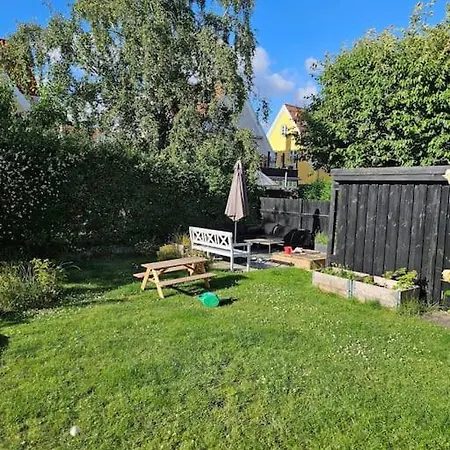 Flot Stort Hus I Valby Udlejes! * Kopenhagen