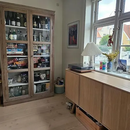 Flot Stort Hus I Valby Udlejes!