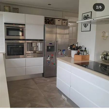 Вилла Flot Stort Hus I Valby Udlejes! *